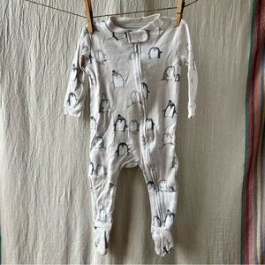 Pottery Barn Modern Baby Organic Nursery Pajama Penguin 9-12m